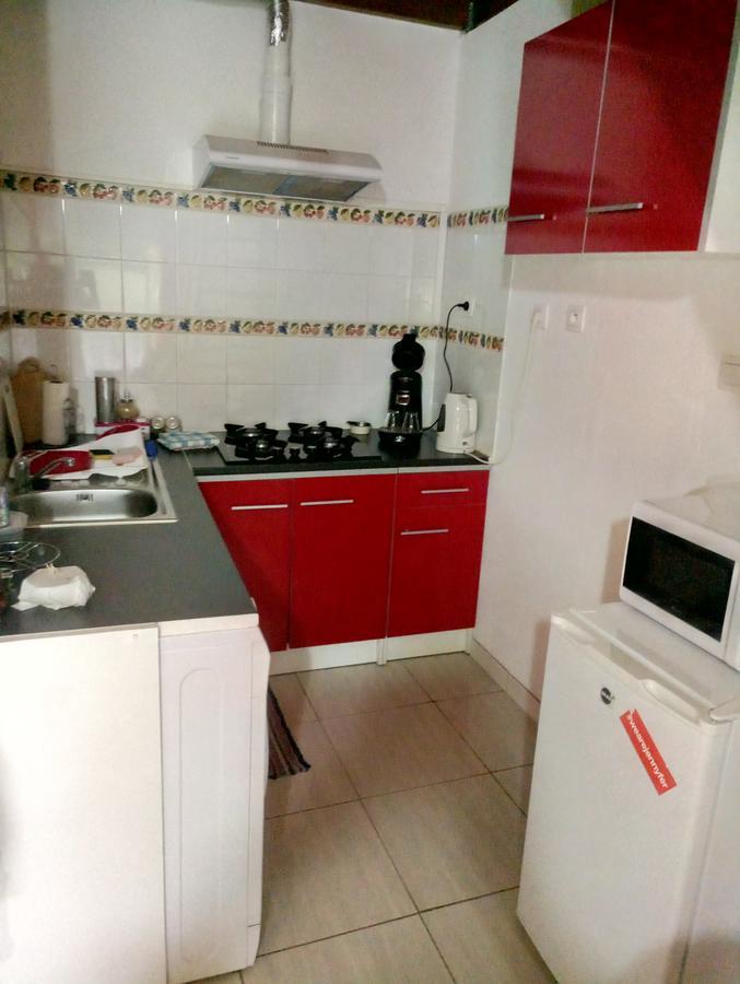 Les Jardins Creoles Apartment Силаос Екстериор снимка